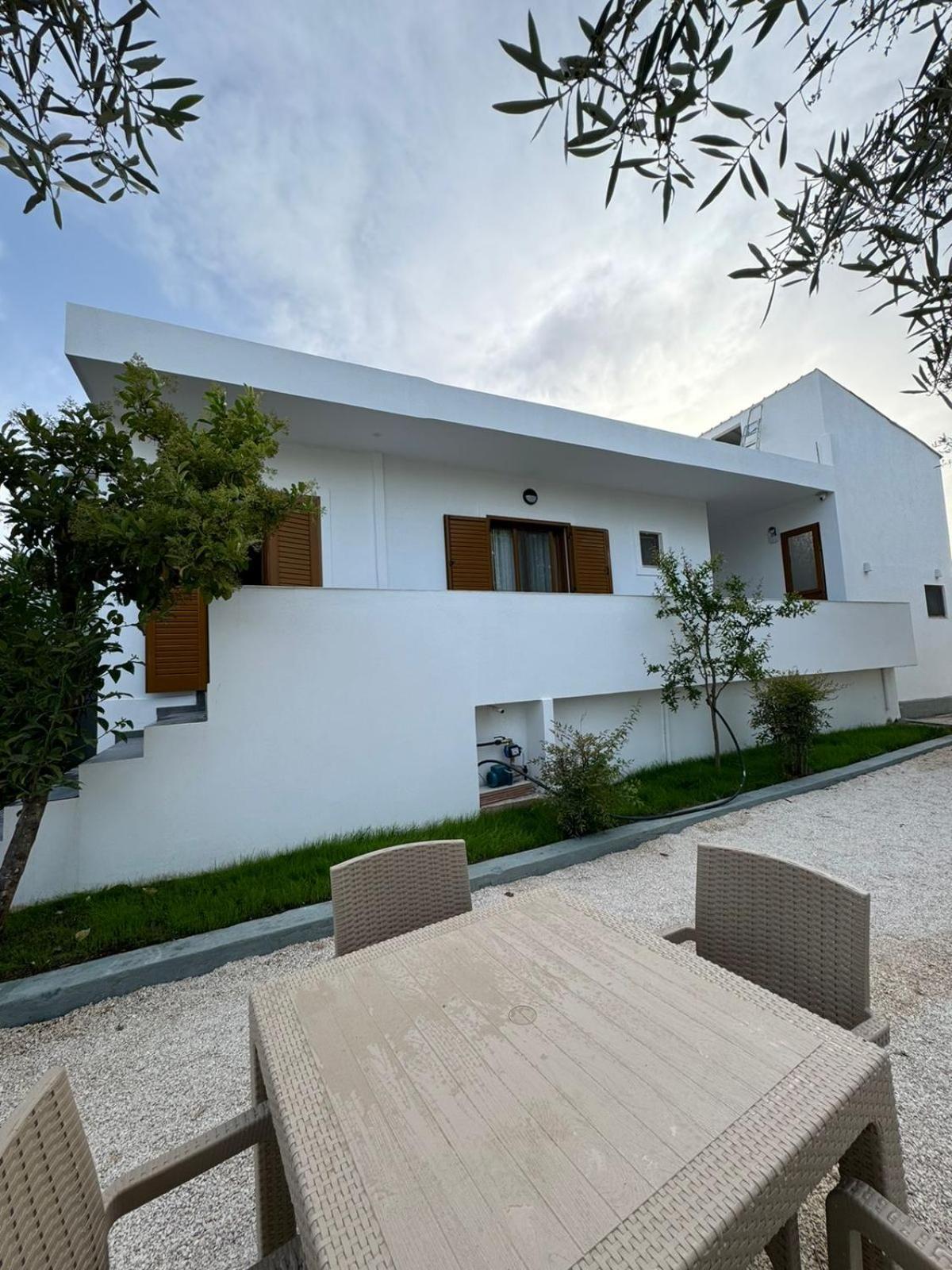 Vila Golden Sand Ksamil Dış mekan fotoğraf